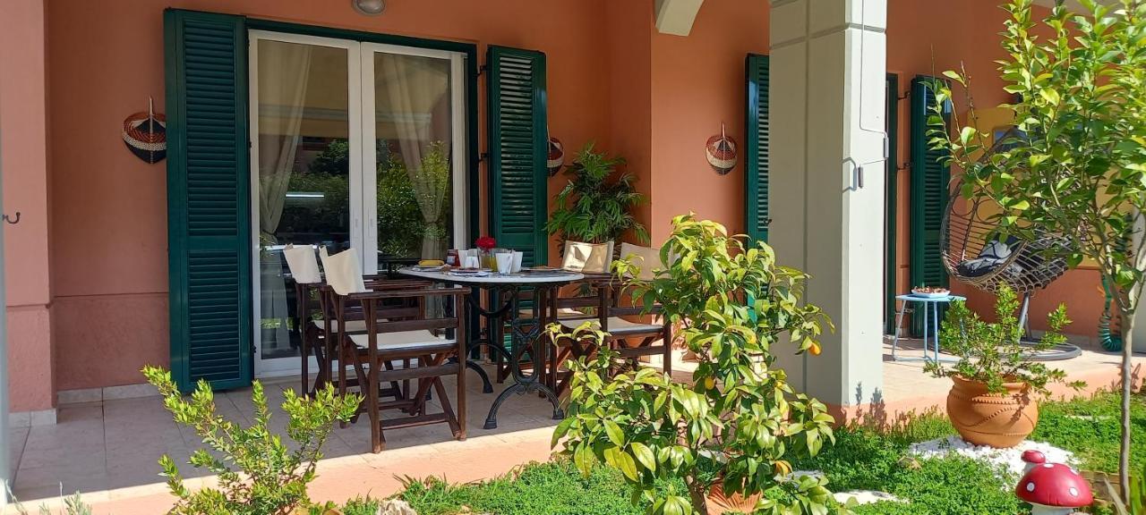 Adi'S Apartment On The Beach Barbati Exterior foto